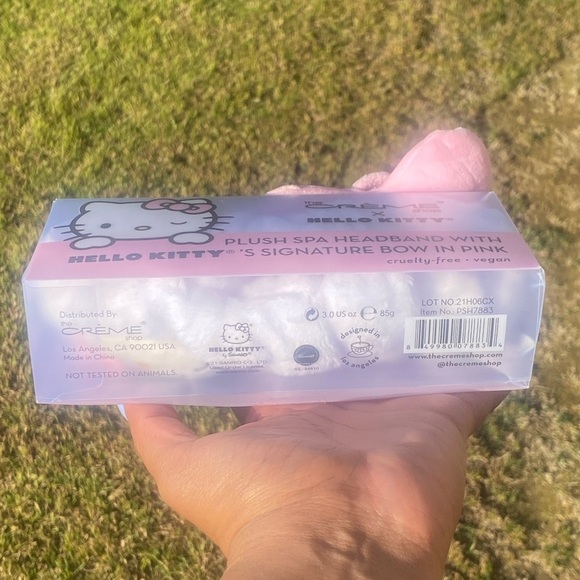 Hello kitty pink and white plush headband , NWT - Picture 4 of 8